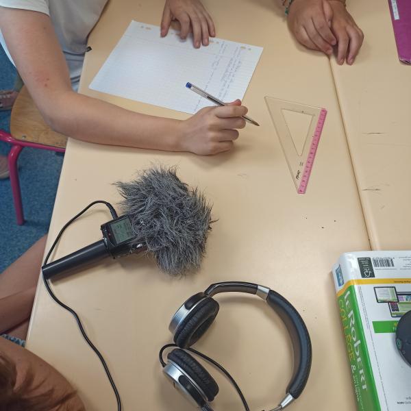 Crédit photo : Sofia Iturbide Photo : Cartes postales sonores